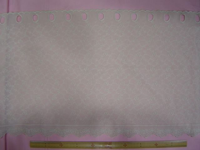 画像: 新ジョーゼット素材　カフェカーテン (ベージュ・40cm巾) 日本製